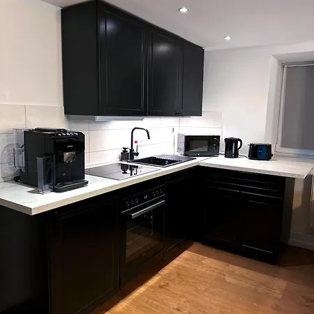 Arena Lage, Modern Und Stylisch شقة لبسيا