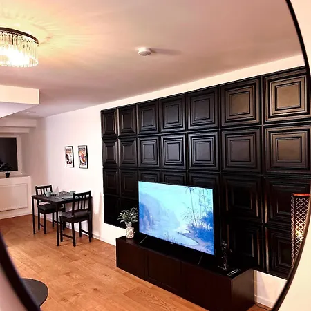 Arena Lage, Modern Und Stylisch * لبسيا